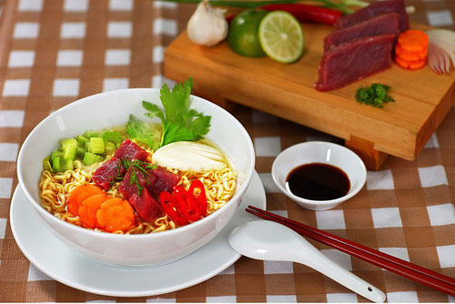 Cả thế giới phụ thuộc vào gói mì ăn liền?